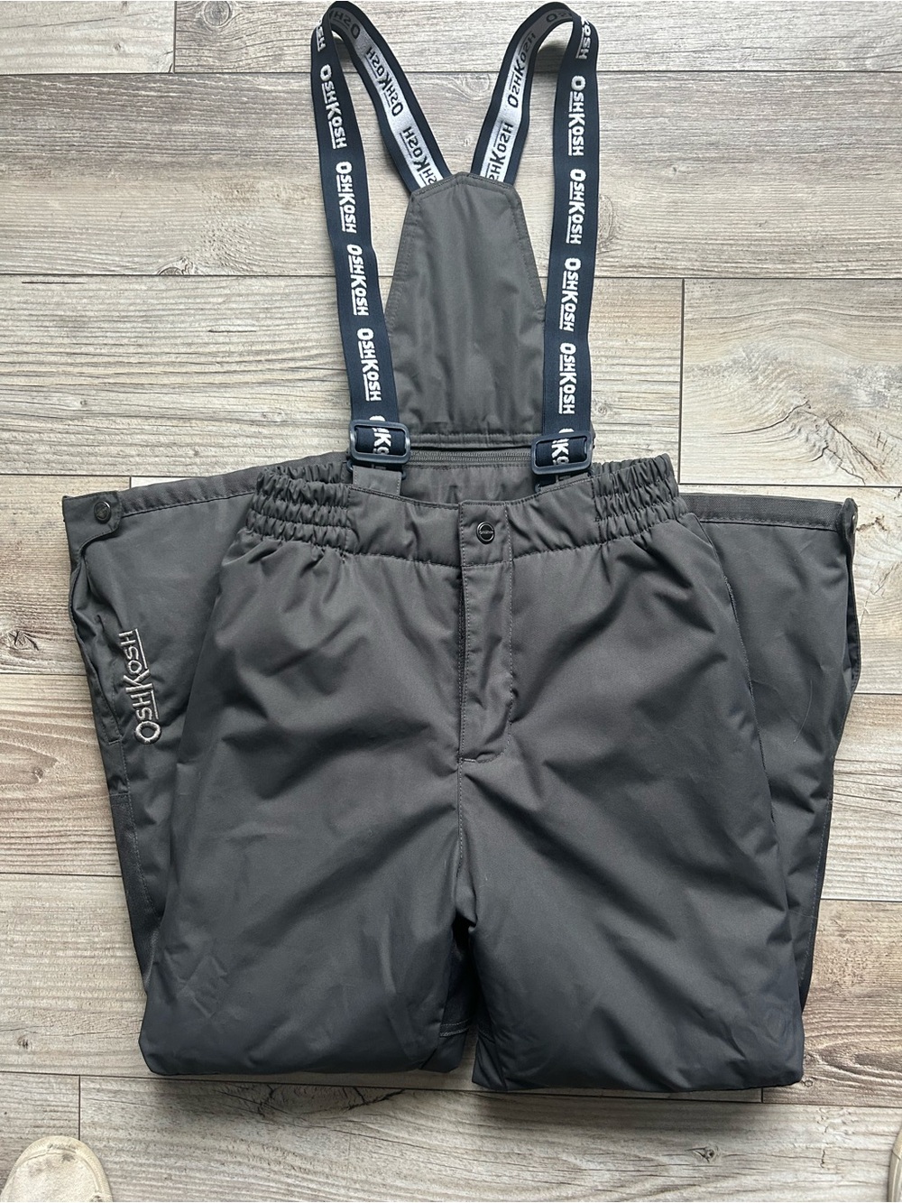 OshKosh B'gosh Grey Snow Pants Size 10